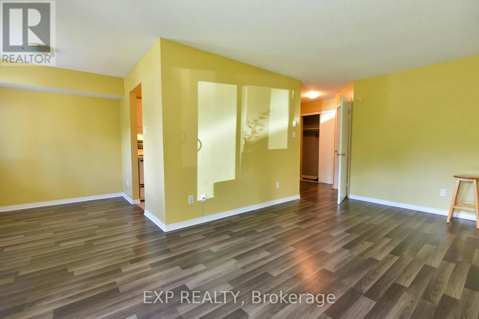5-266 Lorry Greenberg Drive, Ottawa, ON, K1T 3J9 - 17