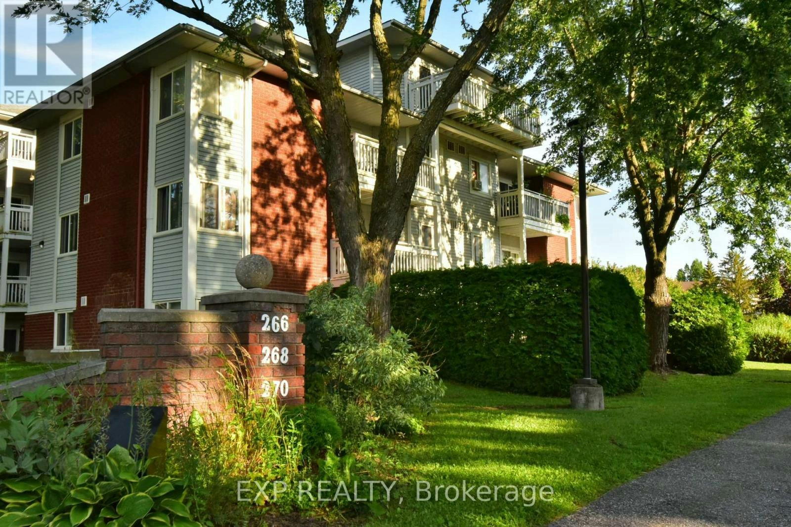 5-266 Lorry Greenberg Drive, Ottawa, ON, K1T 3J9