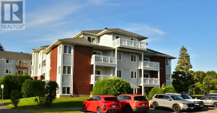 5-266 Lorry Greenberg Drive, Ottawa, ON, K1T 3J9 - 5