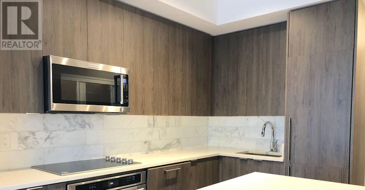 1907-38 Iannuzzi Street, Toronto, ON, M5V 0S2 - 13