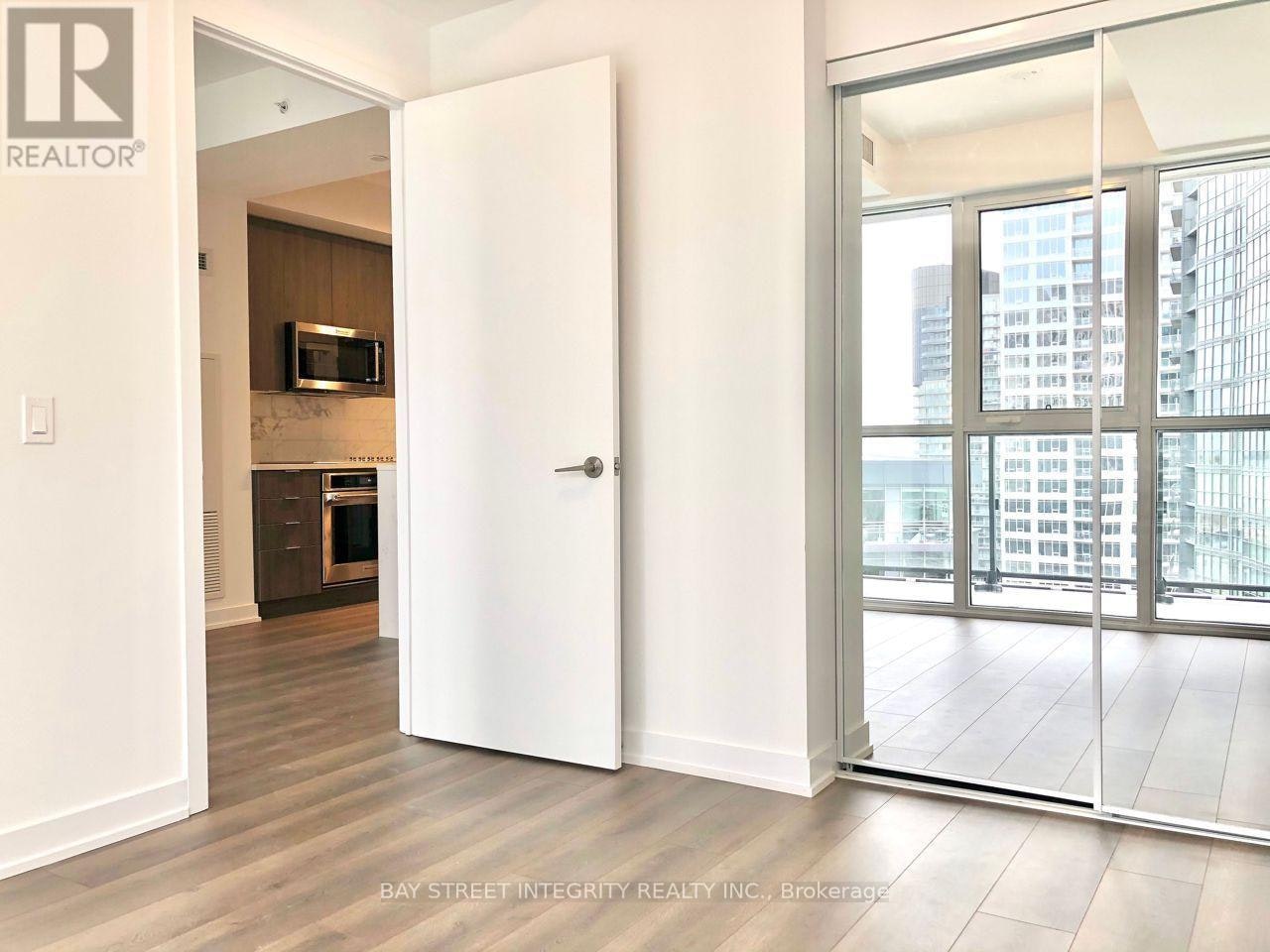 1907-38 Iannuzzi Street, Toronto, ON, M5V 0S2 - 15