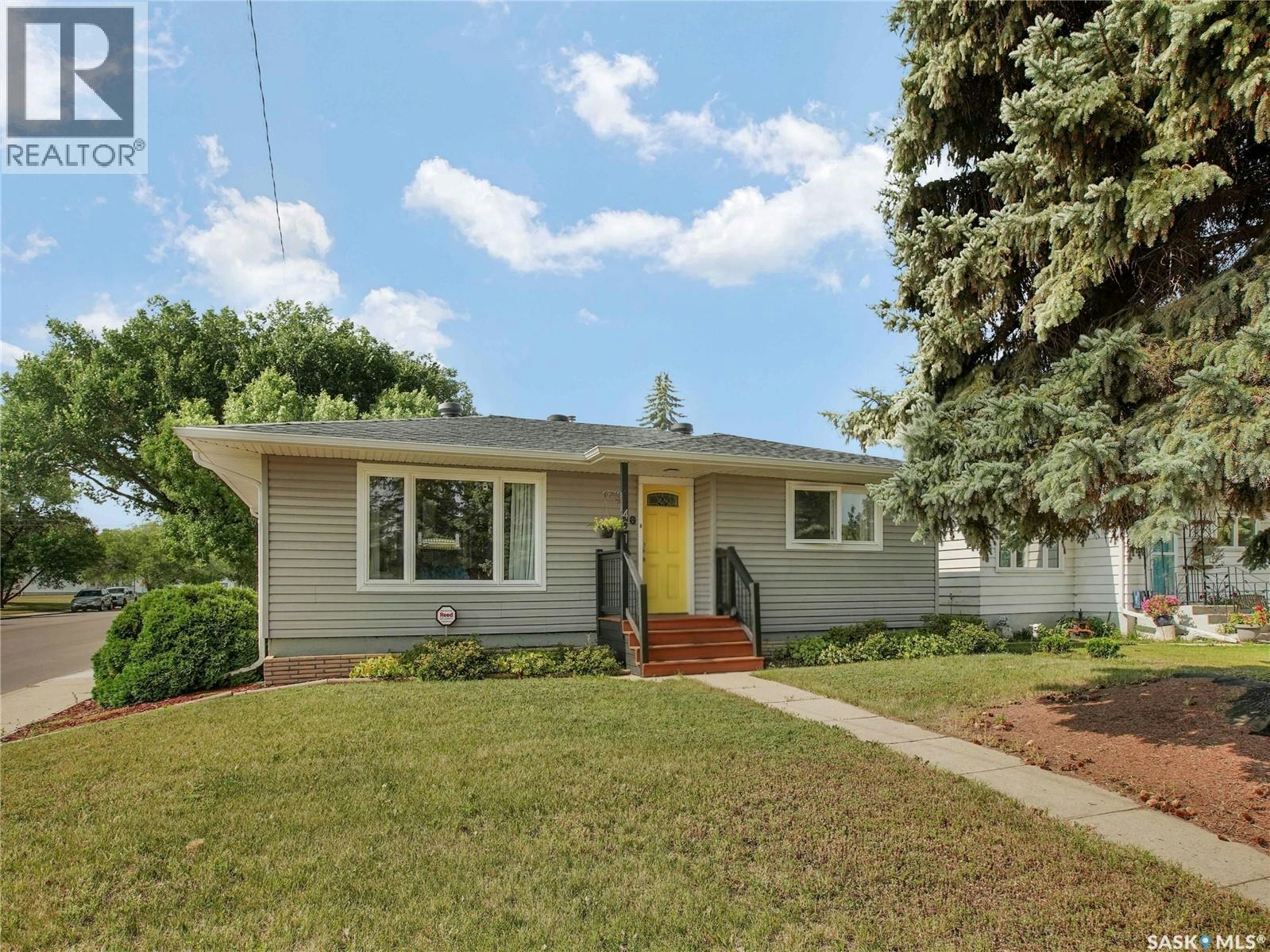 401 R Avenue N, Saskatoon, SK, S7L 2Y8