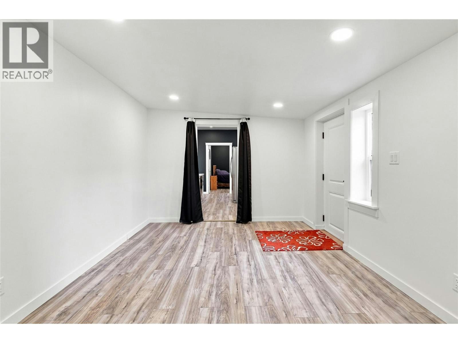760 Yates Road, Kamloops, BC, V2B 6C9 - 35