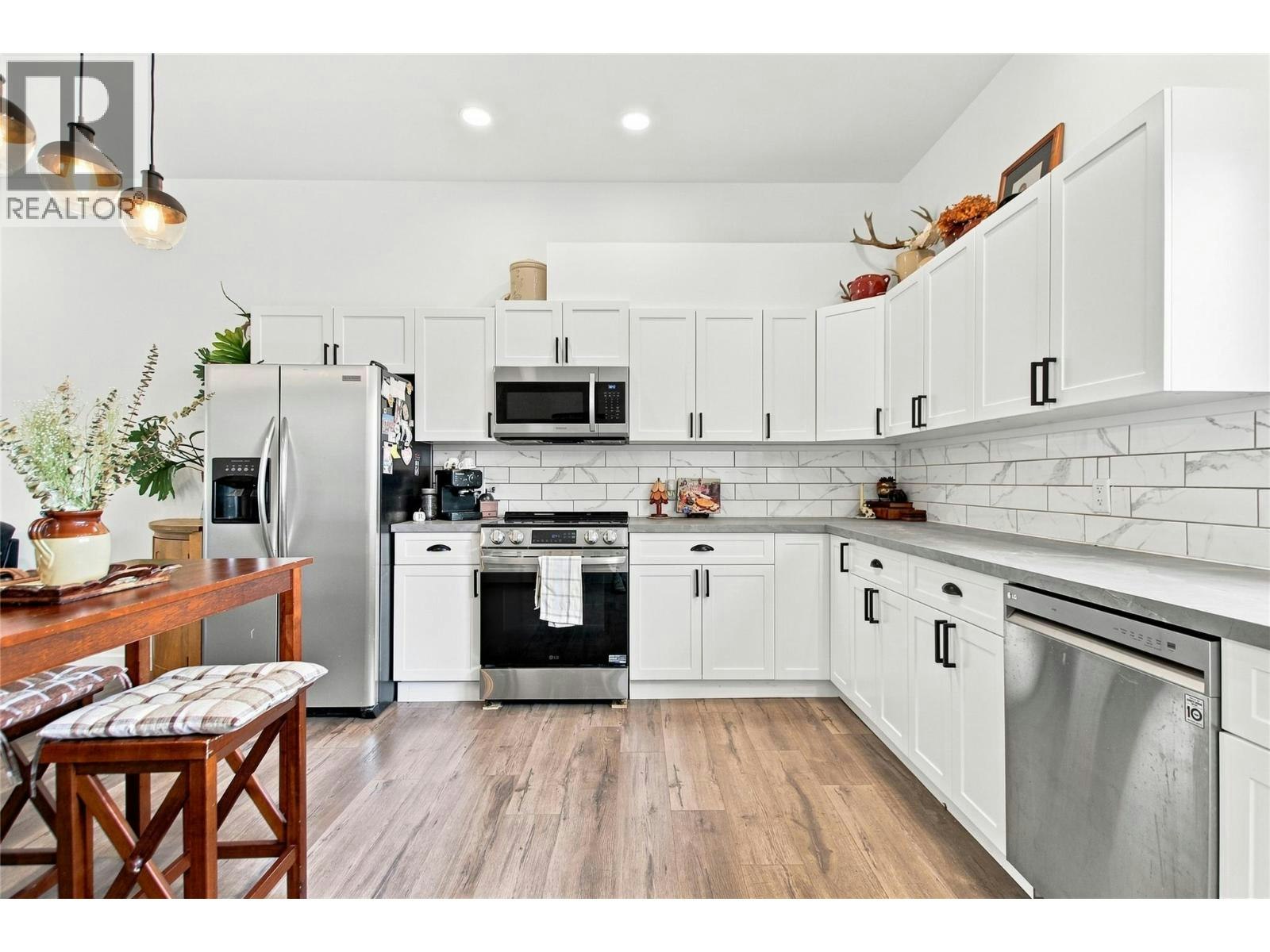 760 Yates Road, Kamloops, BC, V2B 6C9 - 61