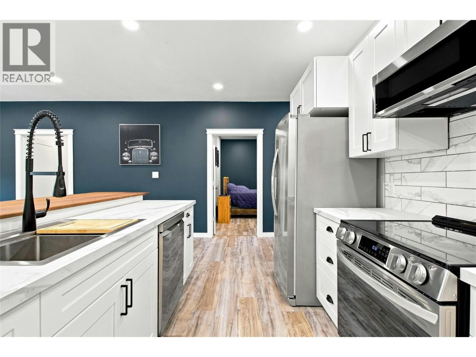 760 Yates Road, Kamloops, BC, V2B 6C9 - 24