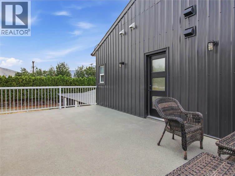 760 Yates Road, Kamloops, BC, V2B 6C9 - 13
