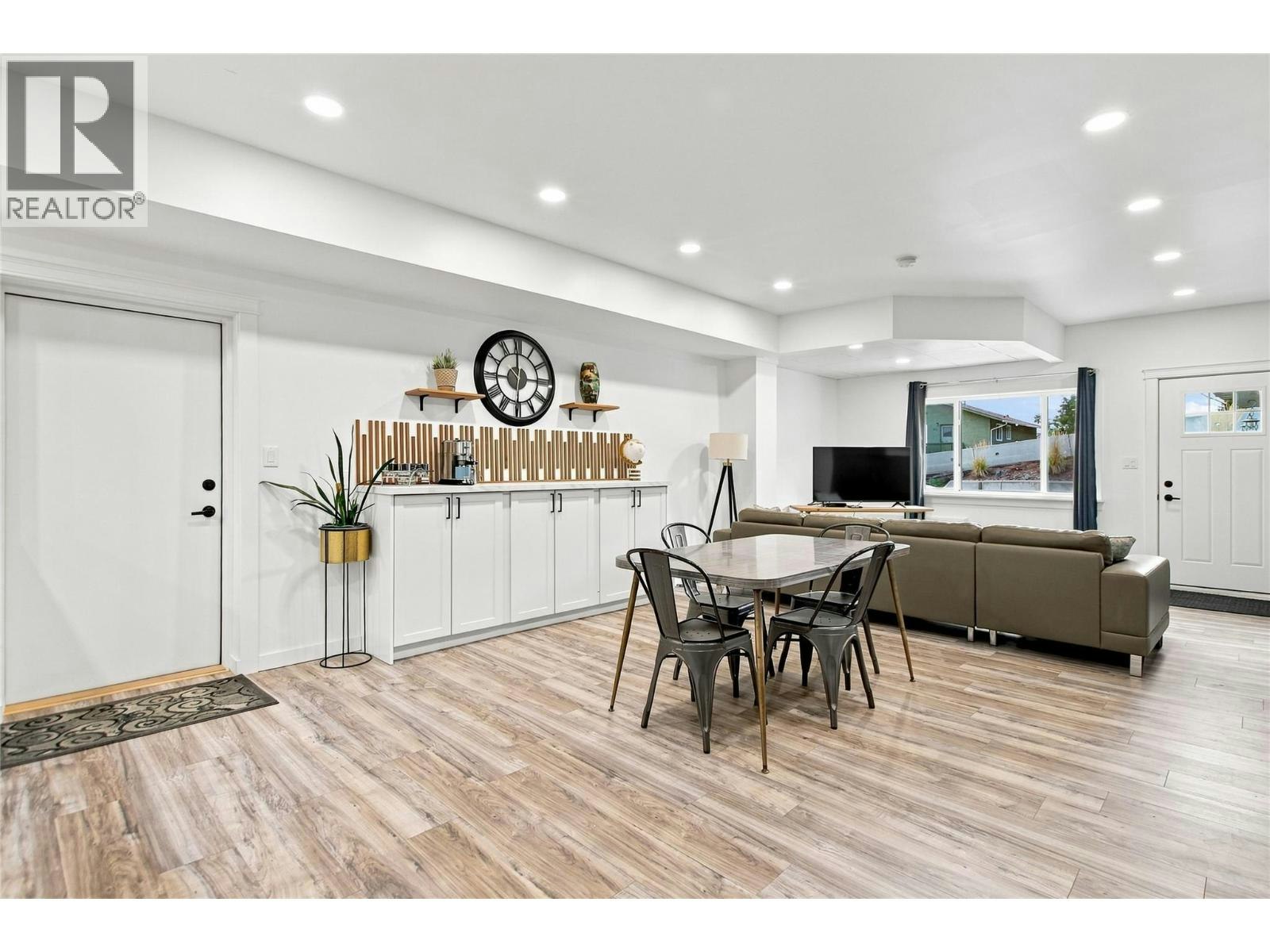 760 Yates Road, Kamloops, BC, V2B 6C9 - 25