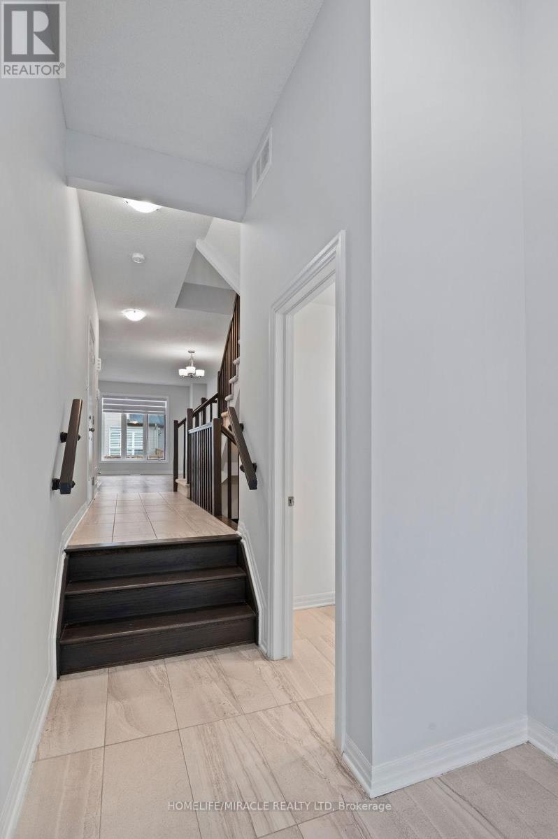 153 Overberg Way, Ottawa, ON, K2S 0V8 - 9