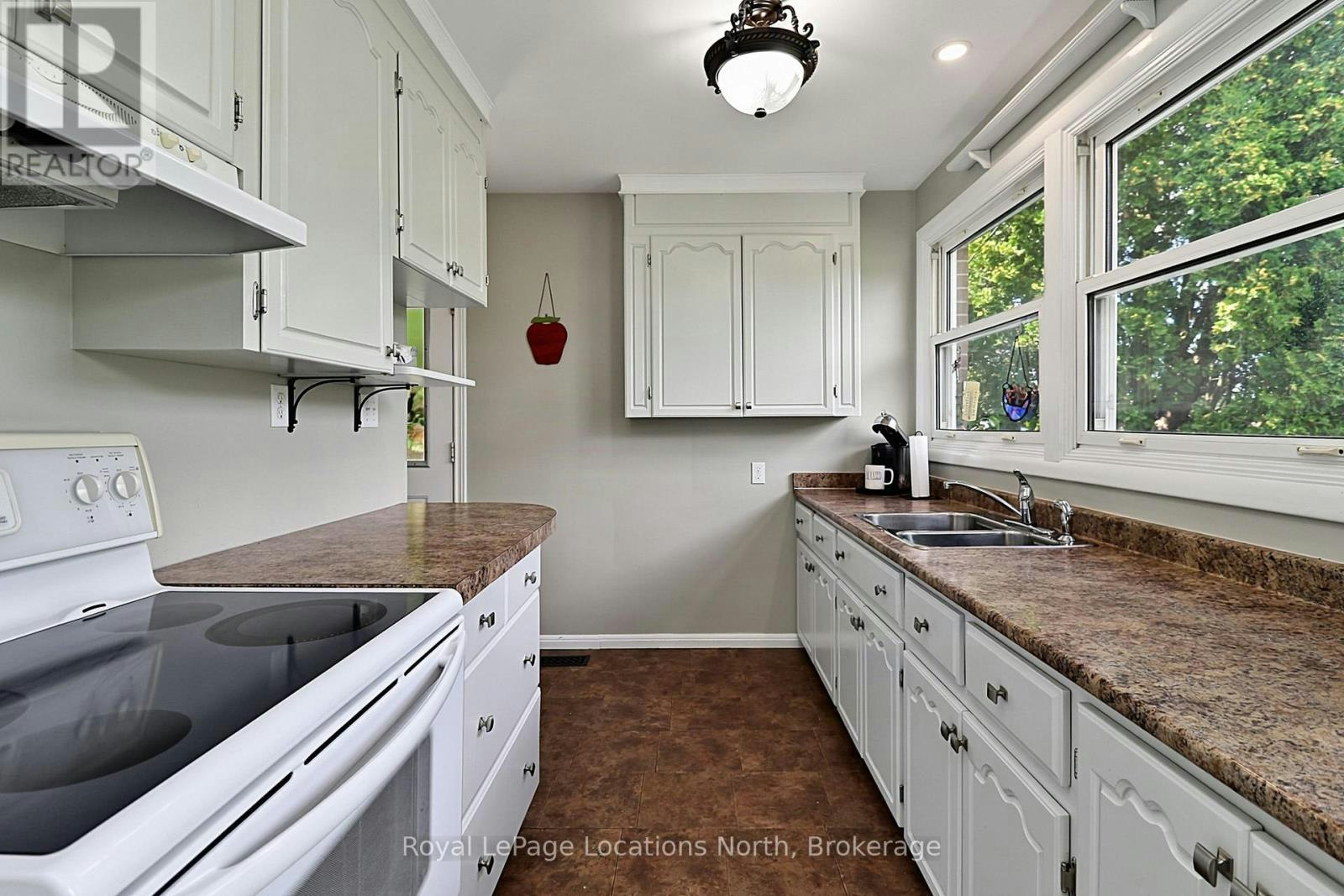 245 Pearson Street N, Meaford, ON, N4L 1L6 - 10