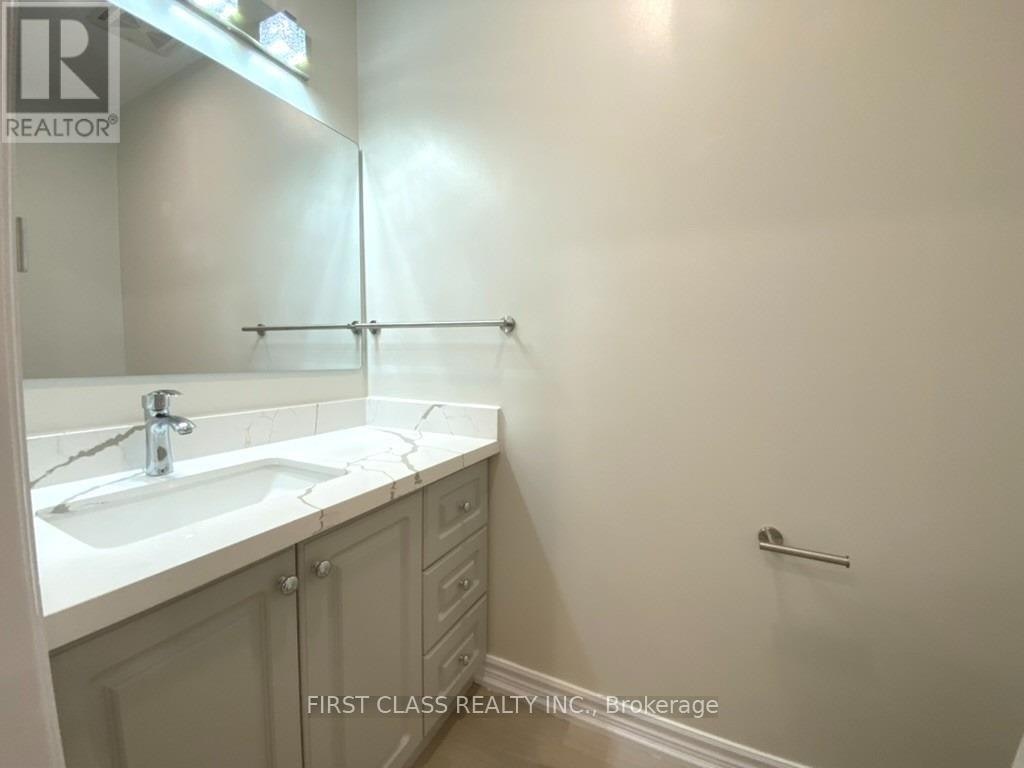 53 Hollyberry Trail, Toronto, ON, M2H 2N9 - 8