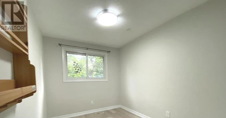 53 Hollyberry Trail, Toronto, ON, M2H 2N9 - 7