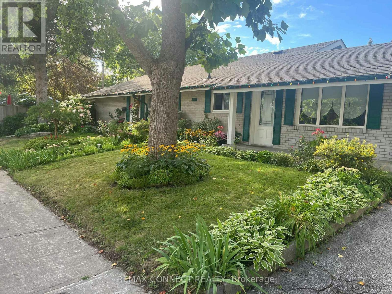 2 Hapley Drive, Toronto, ON, M1G 3L3 - 2