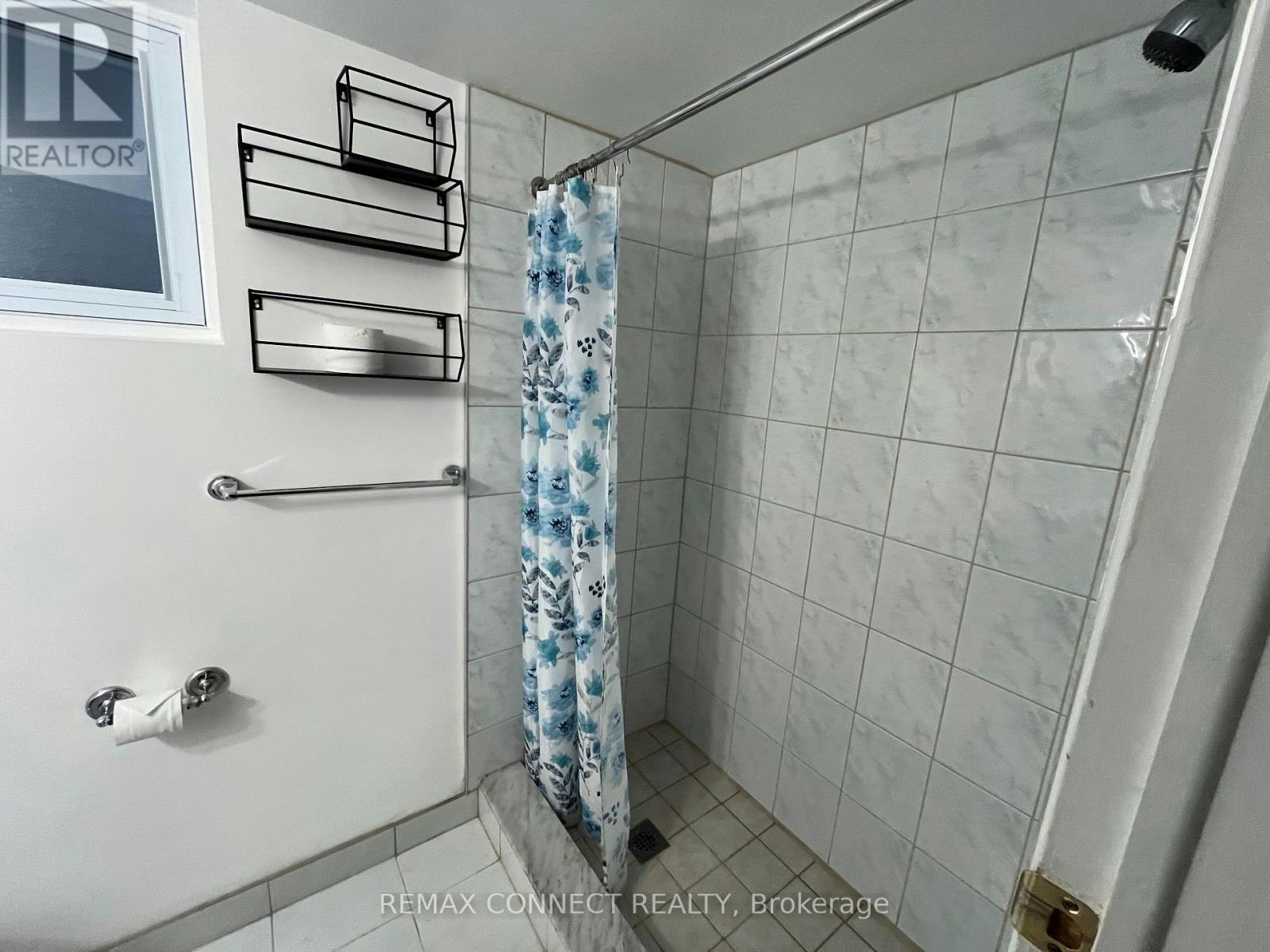 2 Hapley Drive, Toronto, ON, M1G 3L3 - 10