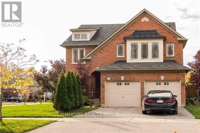 93 Bel Canto Crescent, Richmond Hill, ON, L4E 4H4