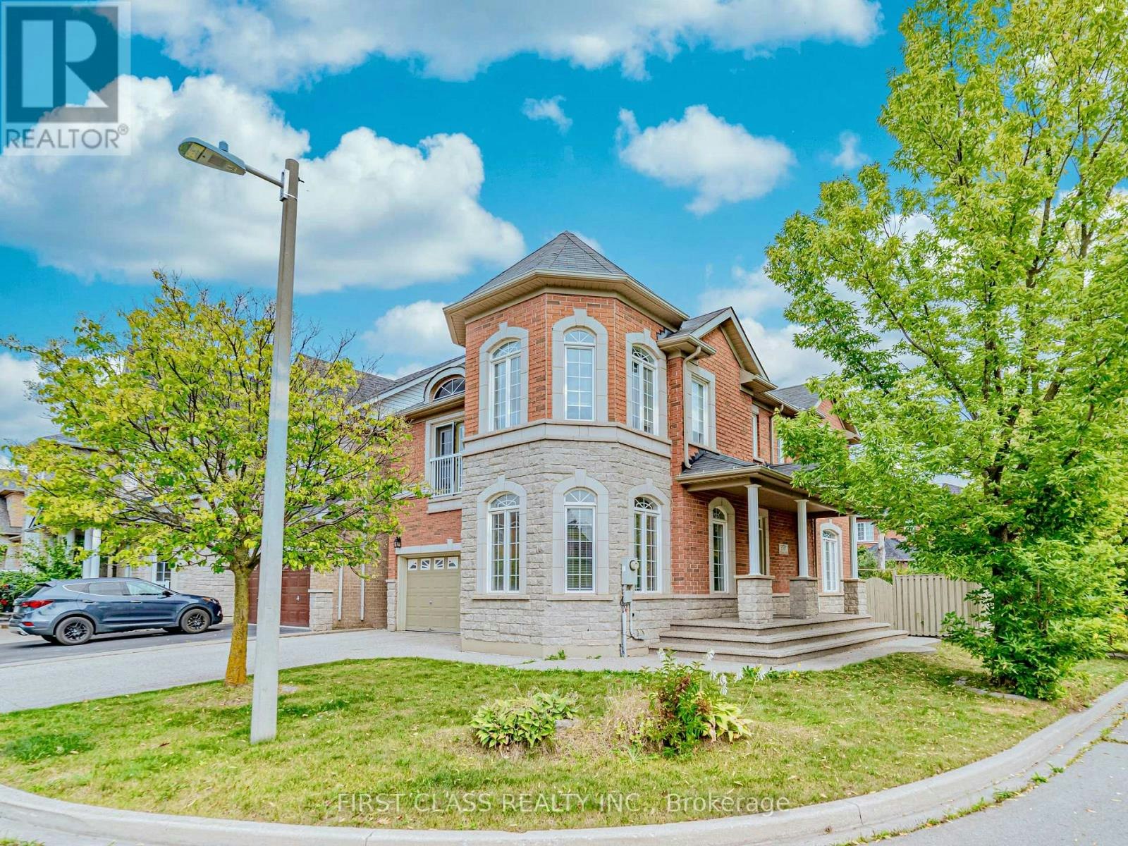 2507 Nichols Drive, Oakville, ON, L6H 7A4 - 2