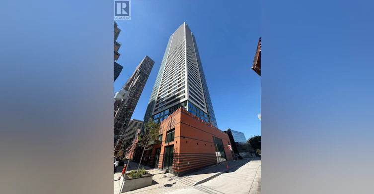 2007-609 Sherbourne Street, Toronto, ON, M4X 0A4
