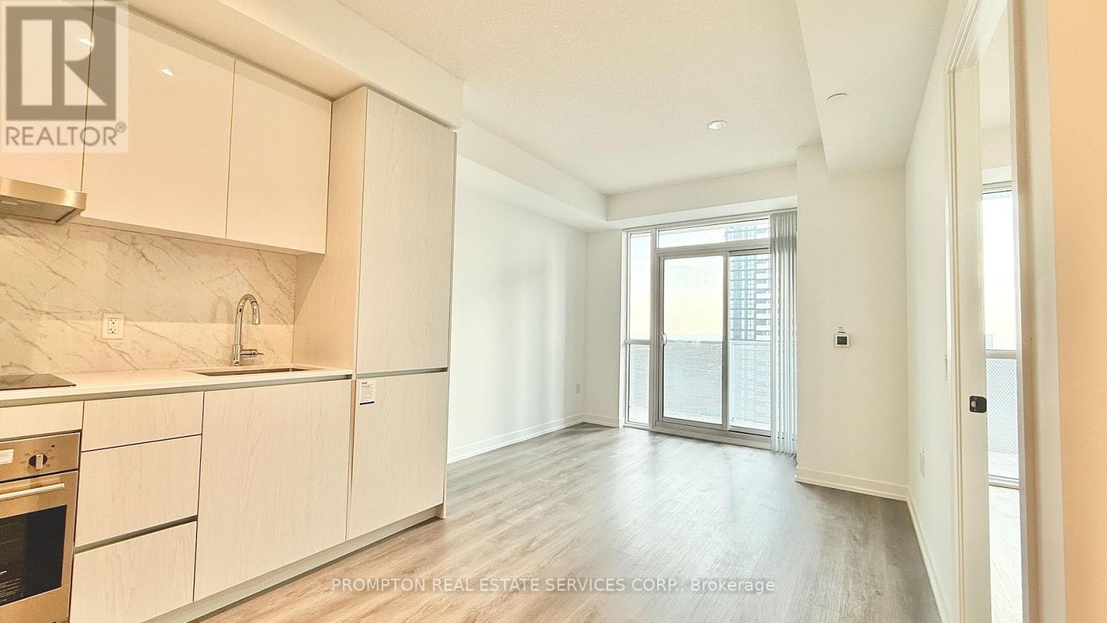 3002-28 Interchange Way, Vaughan, ON, L4K 0P8 - 3