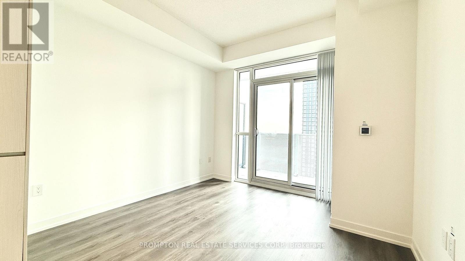 3002-28 Interchange Way, Vaughan, ON, L4K 0P8 - 5