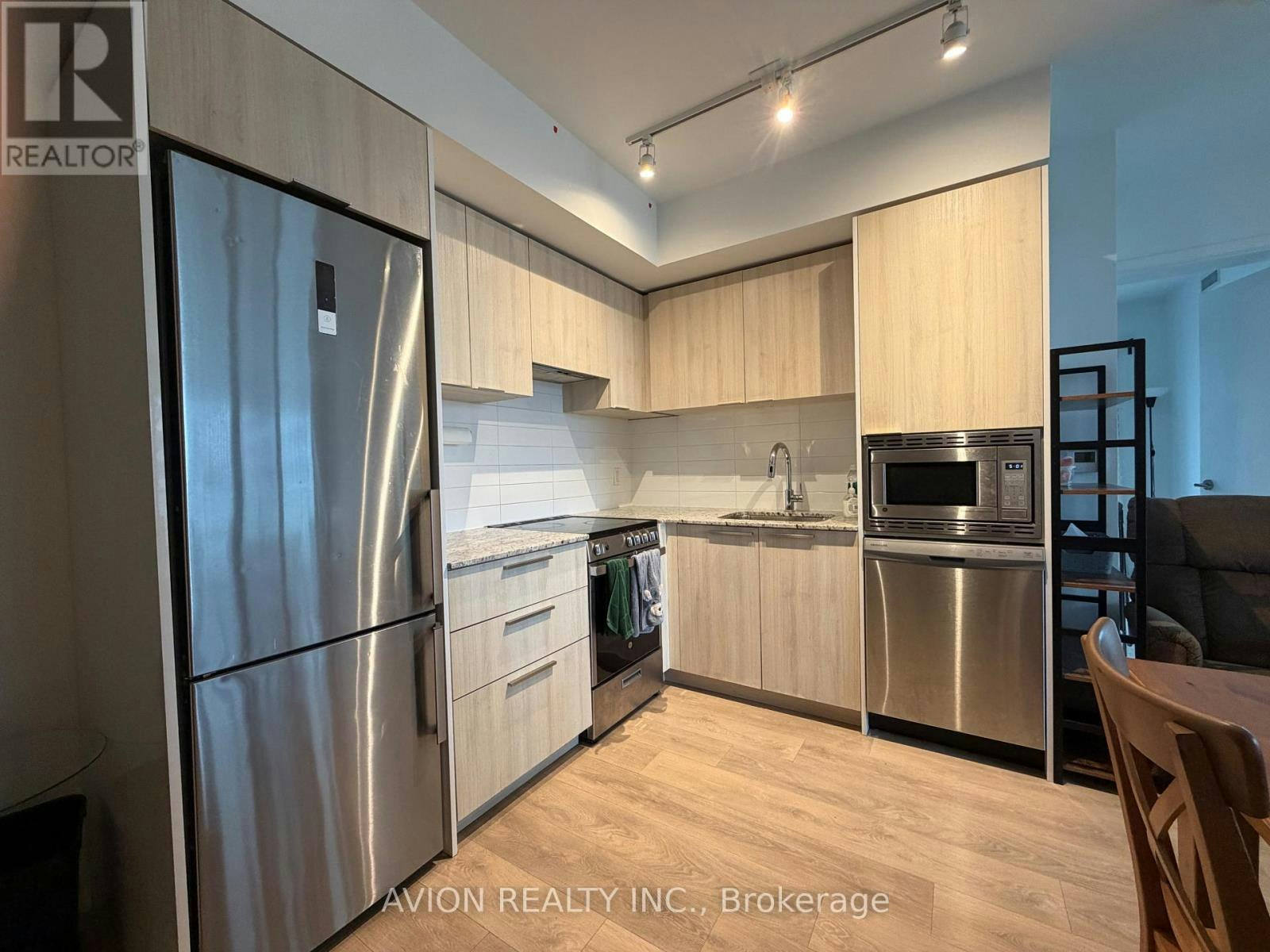 1112-501 Yonge Street, Toronto, ON, M4Y 0G8 - 12