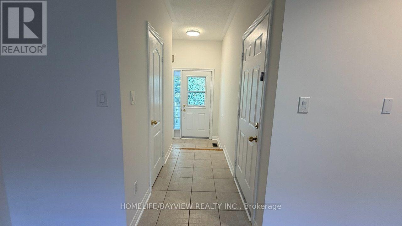 20 Gwilliam Lane, Aurora, ON, L4G 7V3 - 4