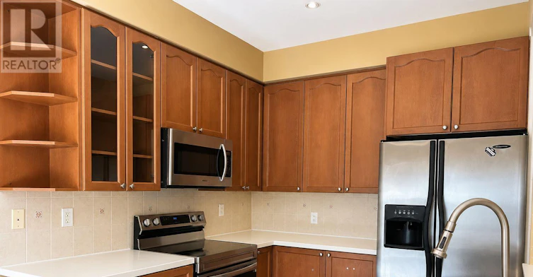 5 Ulson Drive, Richmond Hill, ON, L4E 4V6 - 3