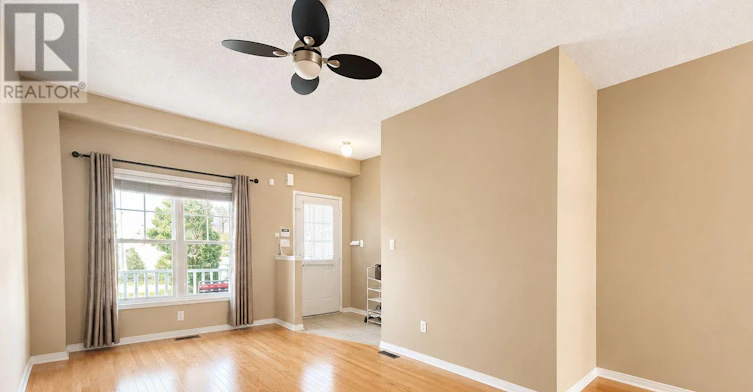 5 Ulson Drive, Richmond Hill, ON, L4E 4V6 - 4