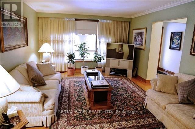 UPPER-56 Leafield Drive, Toronto, ON, M1W 2T2 - 4