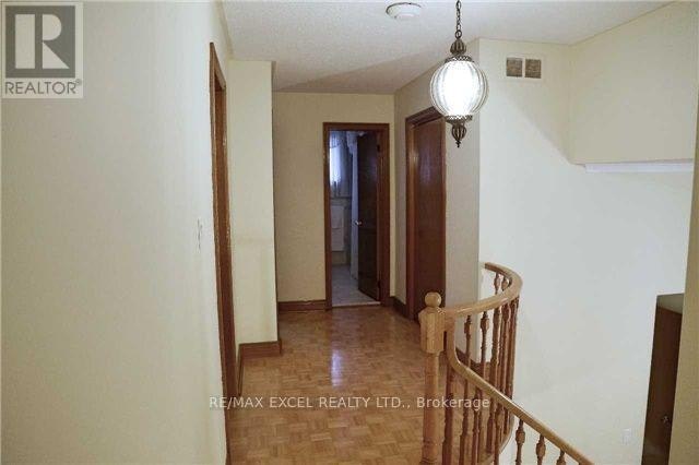 UPPER-56 Leafield Drive, Toronto, ON, M1W 2T2 - 9