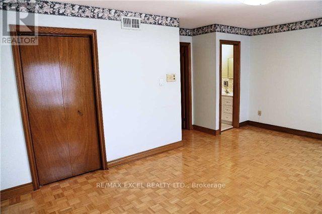 UPPER-56 Leafield Drive, Toronto, ON, M1W 2T2 - 12