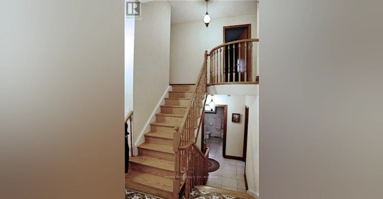 UPPER-56 Leafield Drive, Toronto, ON, M1W 2T2 - 8