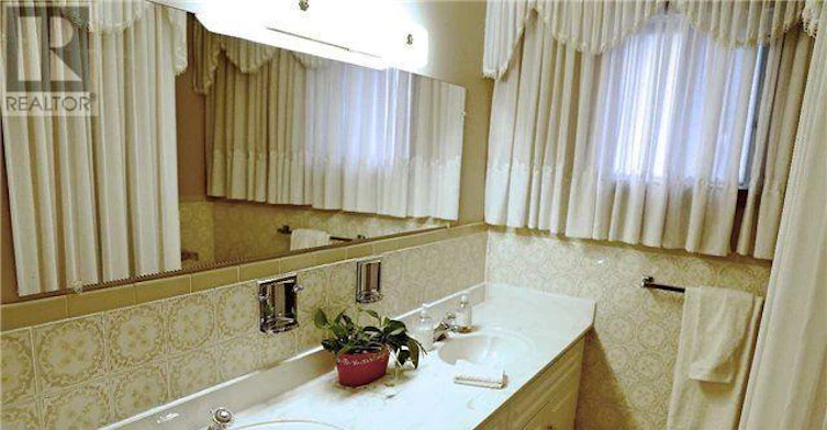 UPPER-56 Leafield Drive, Toronto, ON, M1W 2T2 - 15