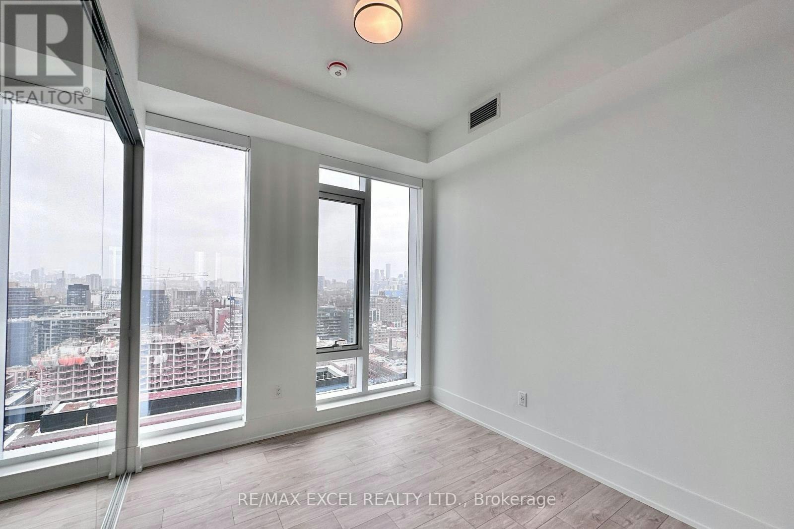 1904-480 Front Street W, Toronto, ON, M5V 0V5 - 17