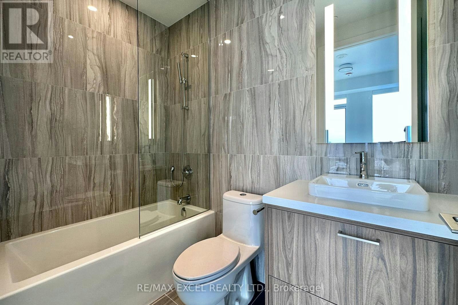 1904-480 Front Street W, Toronto, ON, M5V 0V5 - 18