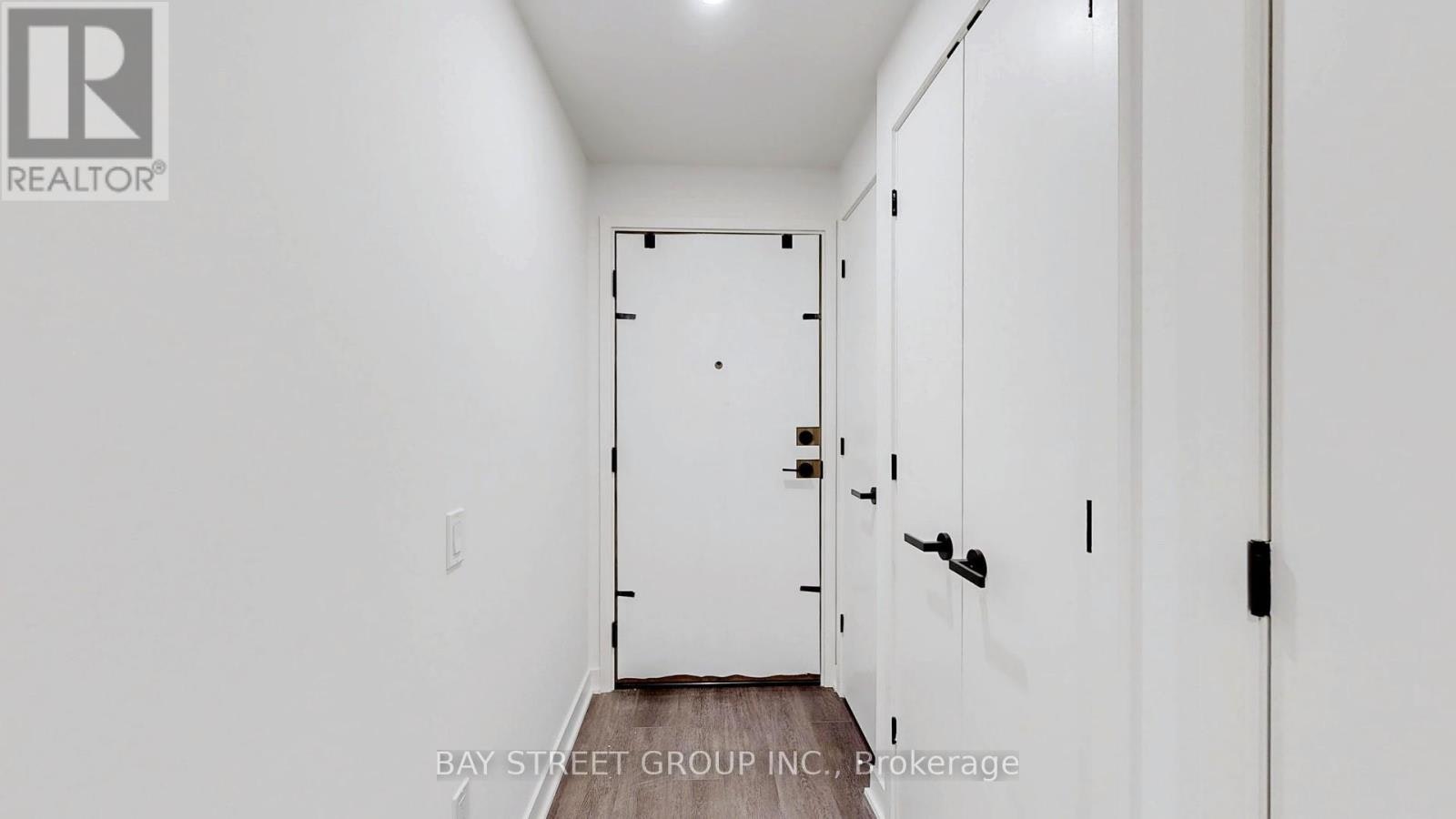 4702-55 Charles Street, Toronto, ON, M4Y 0J1 - 32