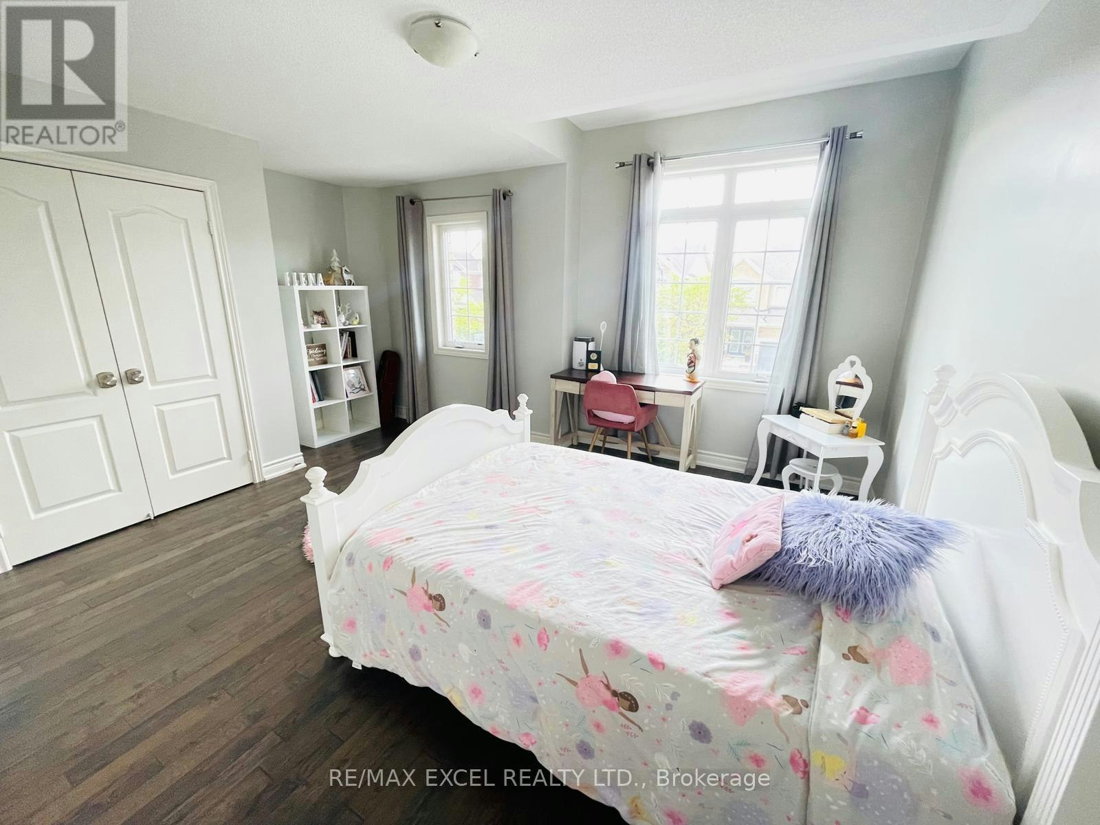 2 Peter Miller Street N, Aurora, ON, L4G 0W9 - 22