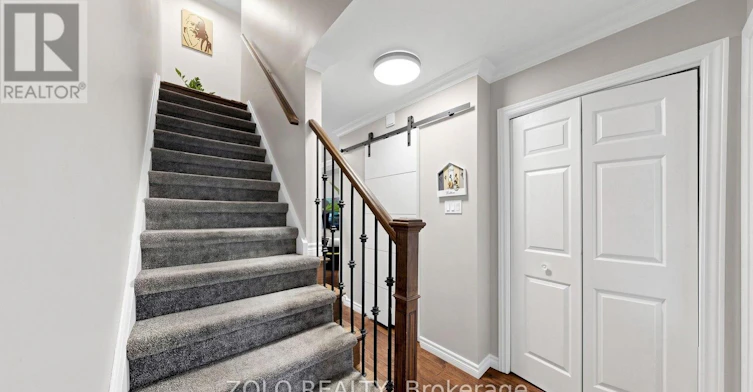 5276 Pinedale Avenue, Burlington, ON, L7L 3V8 - 9