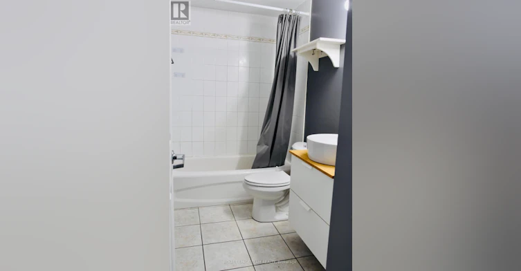 3E-150 York Street, Ottawa, ON, K1N 1K9 - 8