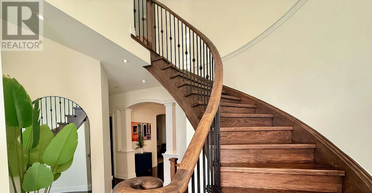MAIN & 2ND FLOOR-37 Prairie Creek Crescent, Brampton, ON, L6Y 6C9 - 2