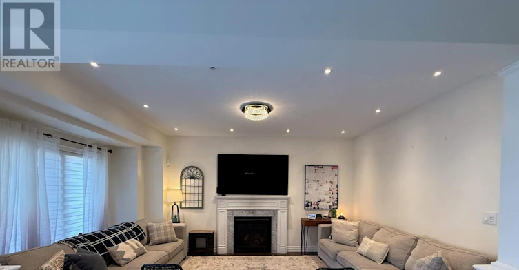 MAIN & 2ND FLOOR-37 Prairie Creek Crescent, Brampton, ON, L6Y 6C9 - 4