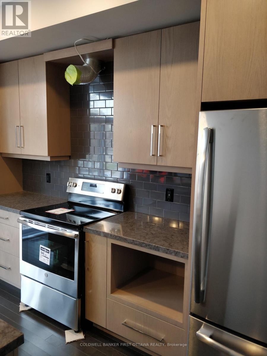 73 Oblats Avenue, Ottawa, ON, K1S 5W1 - 3