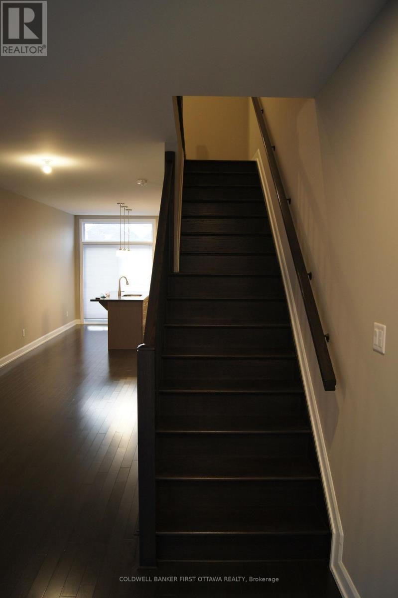 73 Oblats Avenue, Ottawa, ON, K1S 5W1 - 7