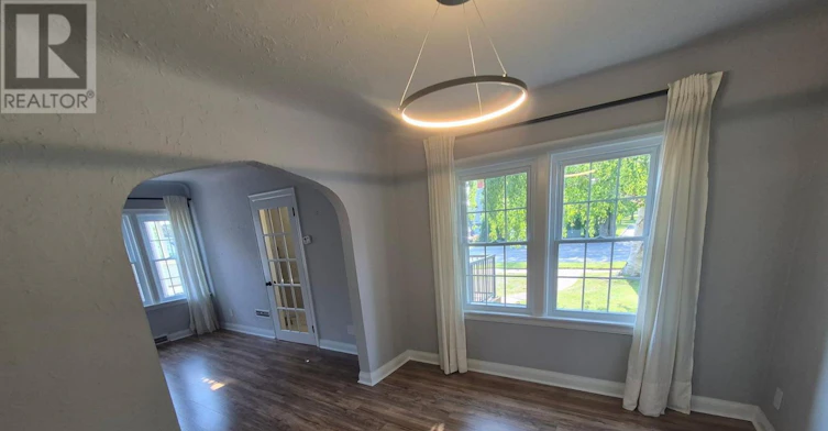 5944 Dorchester Road, Niagara Falls, ON, L2G 5S9 - 10