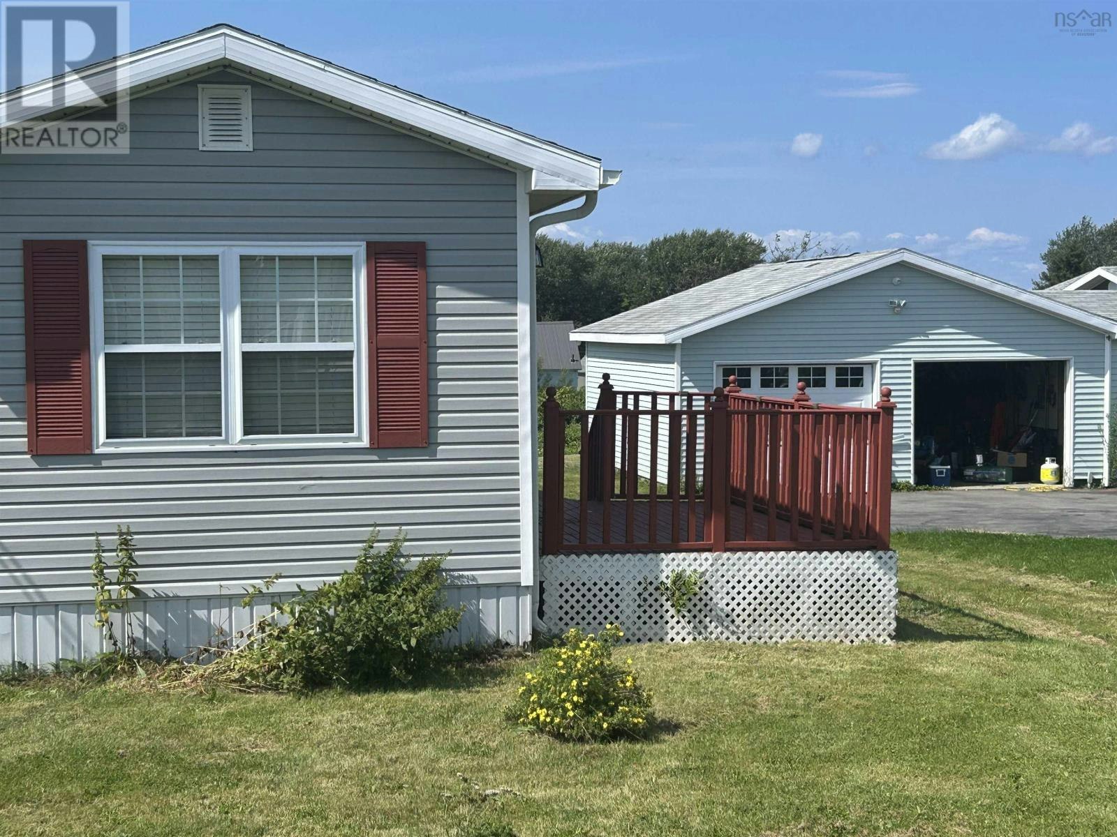 104 Butts Street, Sydney Mines, NS, B1V 1N5