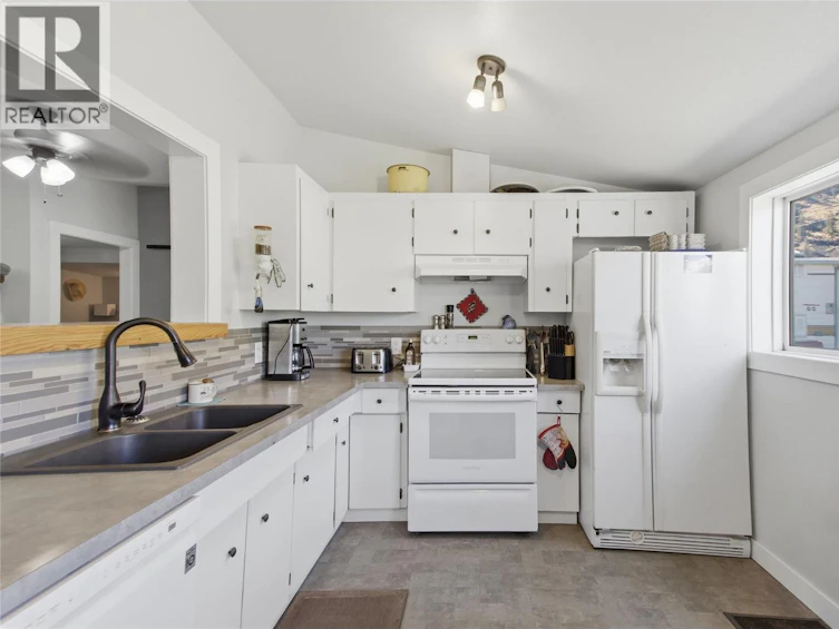 80 Vavasour Road, Kamloops, BC, V0K 2J0 - 6