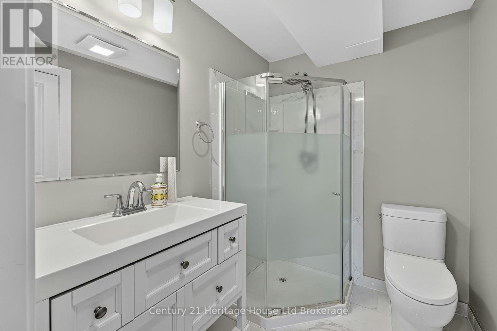734 Frontenac Crescent, Woodstock, ON, N4V 0B1 - 25