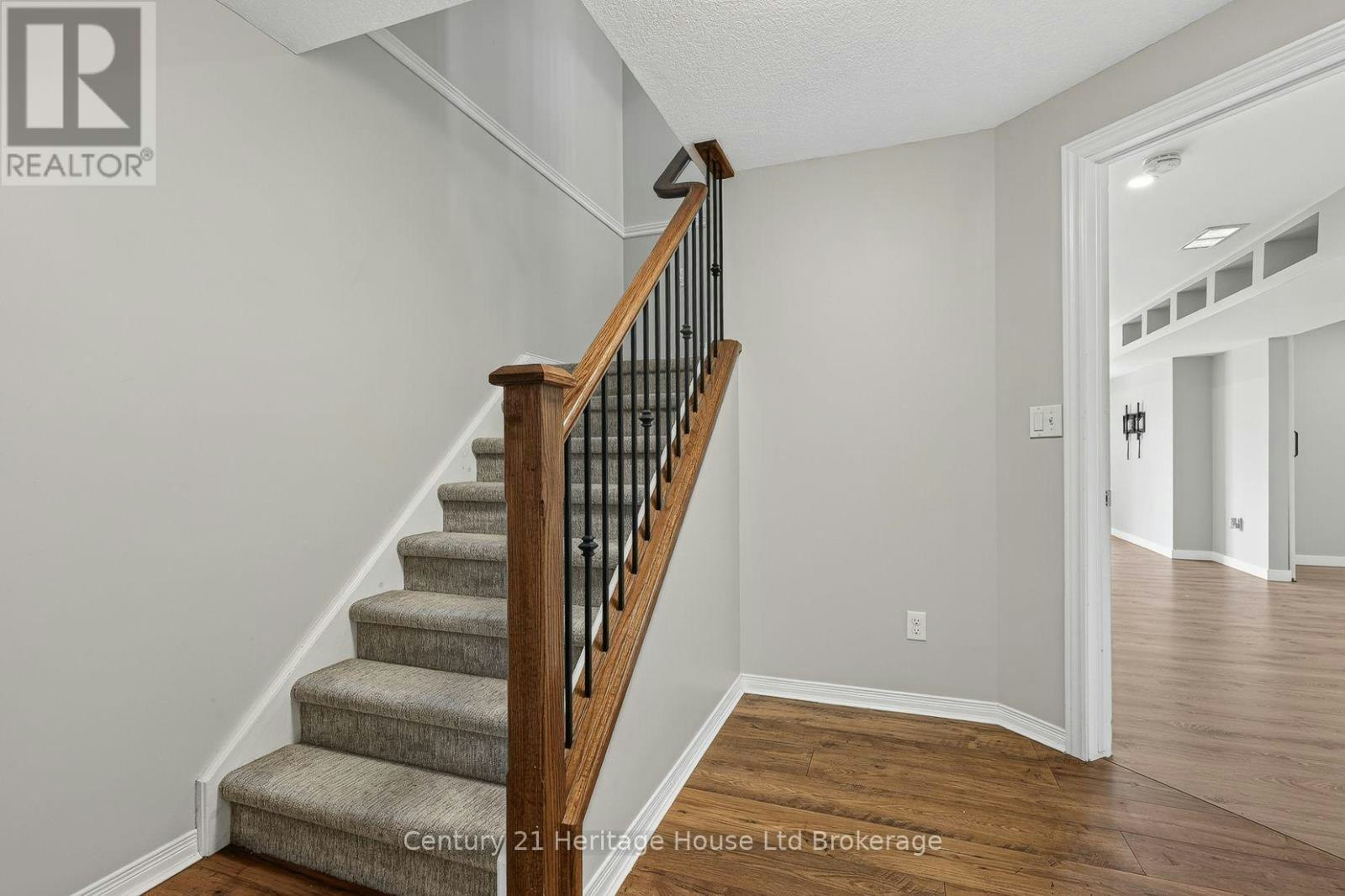 734 Frontenac Crescent, Woodstock, ON, N4V 0B1 - 6