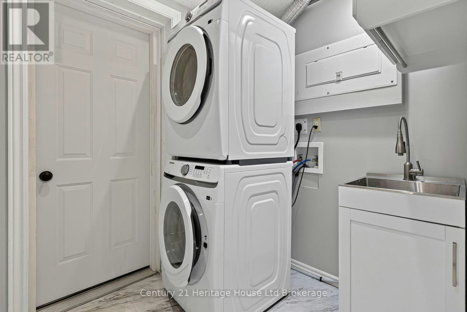734 Frontenac Crescent, Woodstock, ON, N4V 0B1 - 32