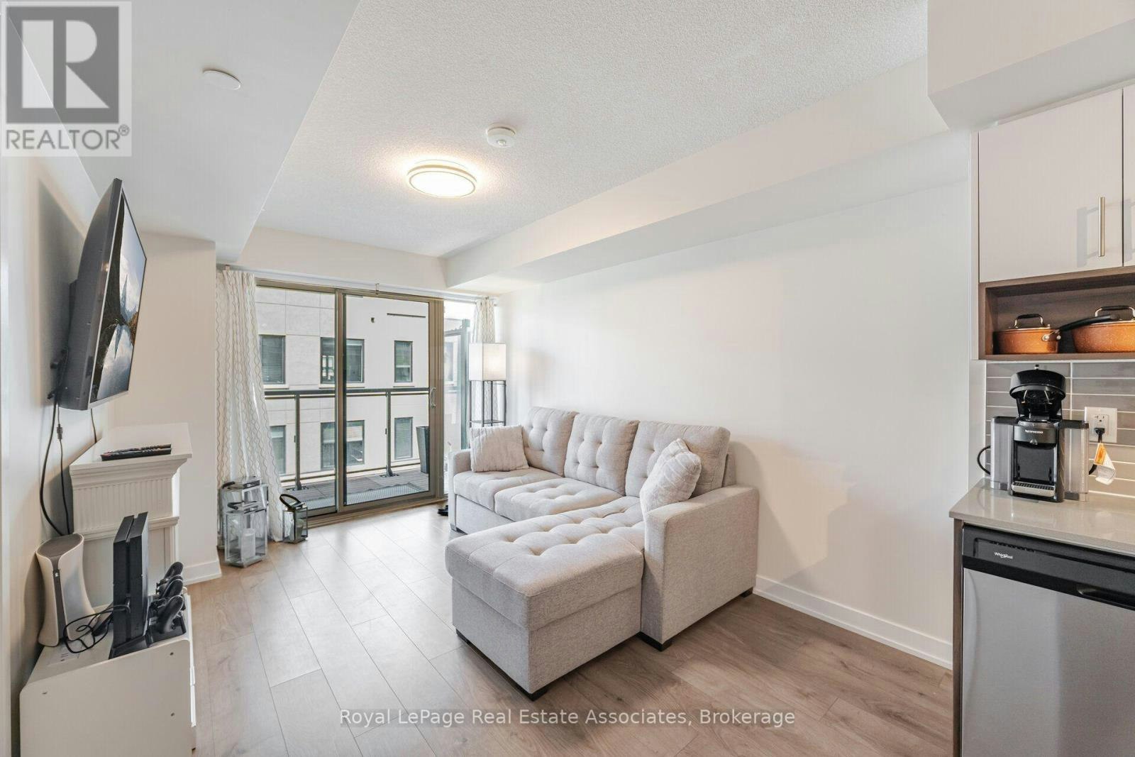 B327-1119 Cooke Boulevard, Burlington, ON, L7T 0C7 - 16