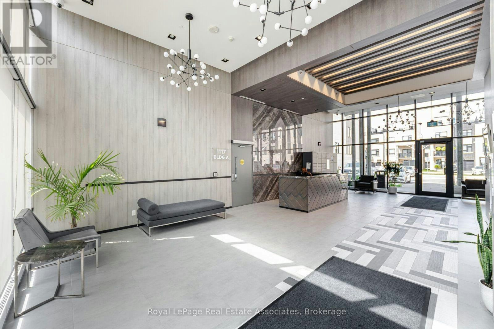 B327-1119 Cooke Boulevard, Burlington, ON, L7T 0C7 - 4