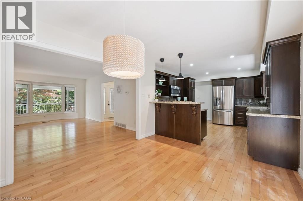 345 Beechlawn Drive, Waterloo, ON, N2L 5L8 - 16